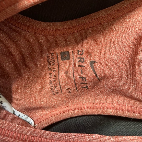 Nike sports bra - Picture 3 of 3